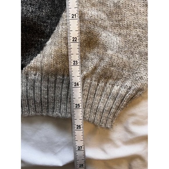 Vintage Peruvian Alpaca Hair Sweater Size Medium - Picture 4 of 5